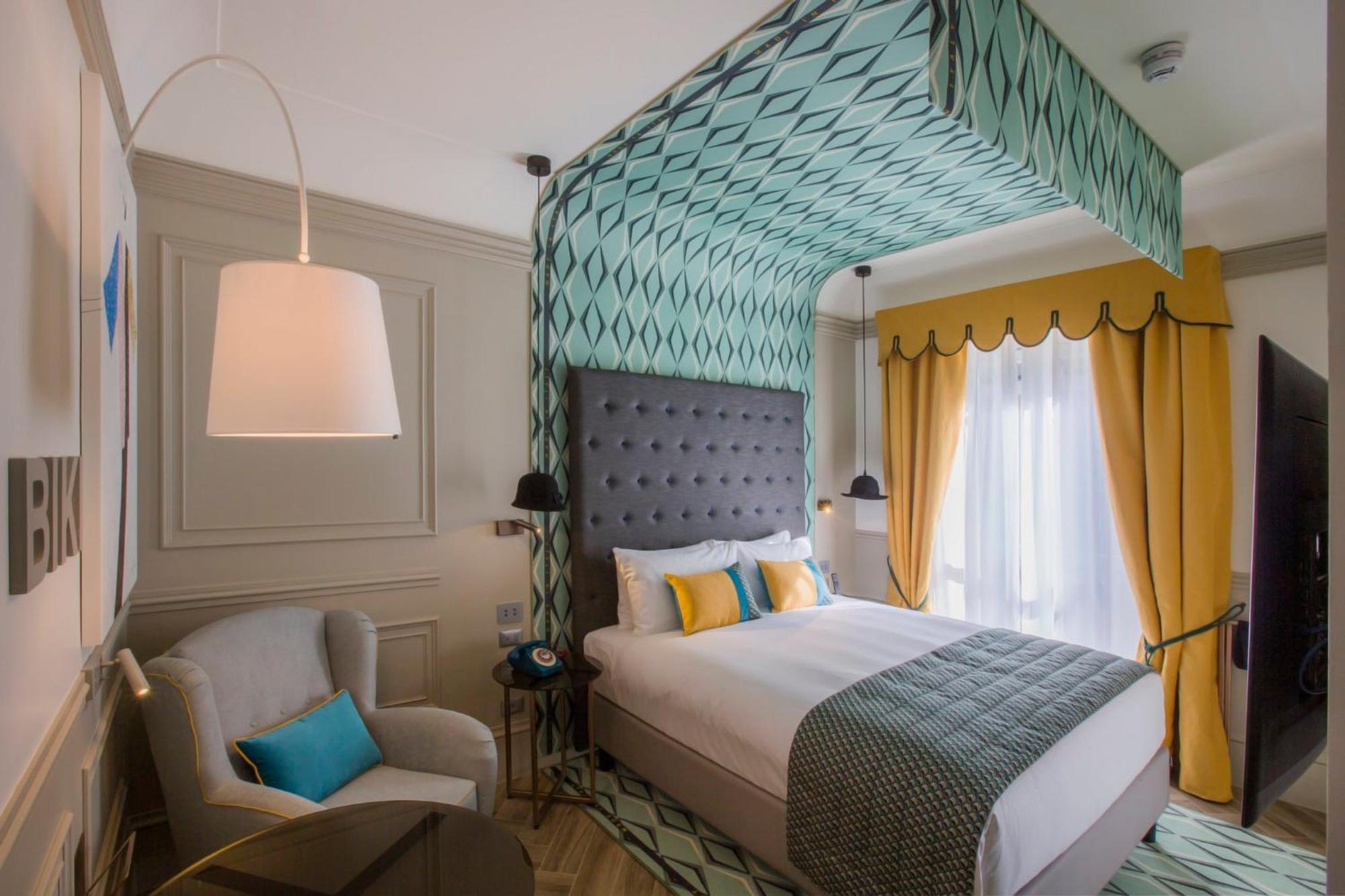 Premium Queen Room
